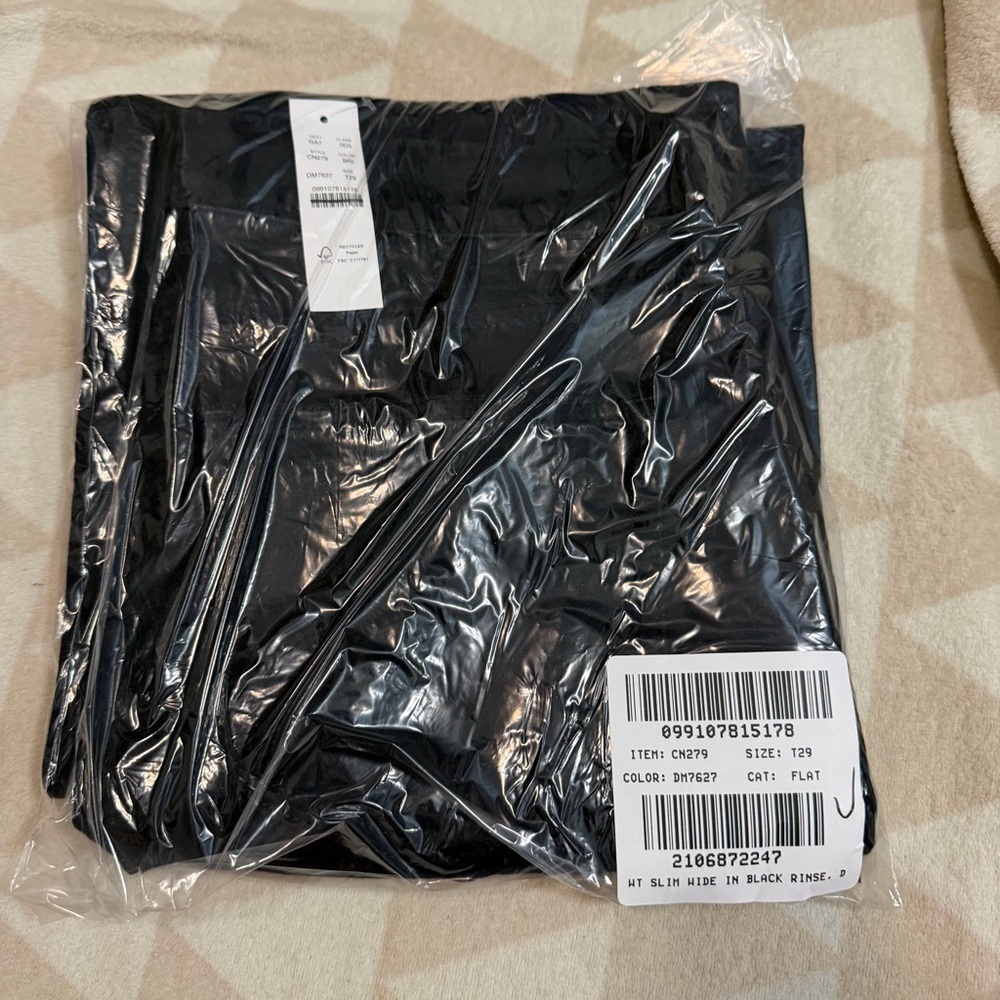 J crew black rinse Tall slim-wide jean - Picture 5 of 5